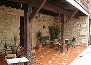 Posada La Venta De Quijas Exterior foto
